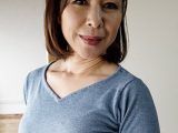 【細身妻】一つ屋根の下の性交 中山穂香 母のオナニーとフェラ編